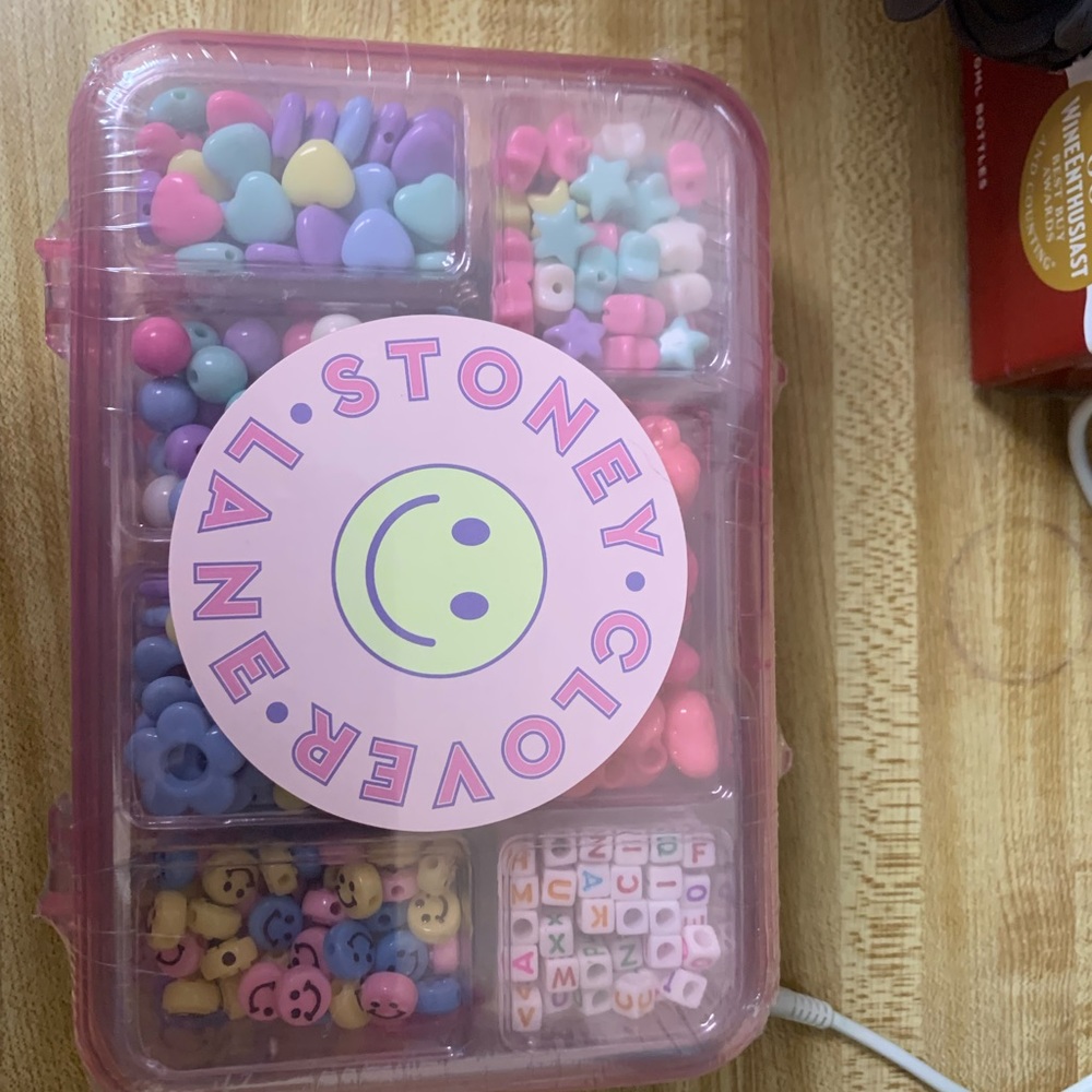 Stoney clover bead set